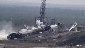 Китай потерял спутник и потерпел неудачу при испытании новой ракеты