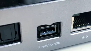 Конец эпохи: Apple окончательно хоронит технологию FireWire в новой macOS