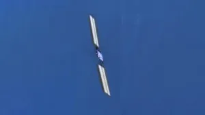 Опубликовано фото «аномального» спутника Starlink — его засняли на высоте 241 км