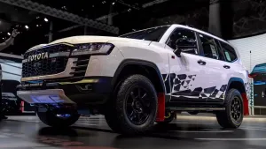 Toyota готовит новый Land Cruiser 300, который будет дороже Lexus LX500d Luxury