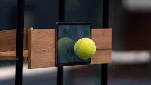 Honor Pad X8b обстреляли теннисными мячами