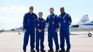 Экипаж Artemis II прибыл во Флориду перед первым за 50 лет пилотируемым облётом Луны