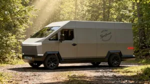 Раскрыты все секреты «киберГазели» —  пермского фургона «Ф200» от «Руссо-Балтъ»