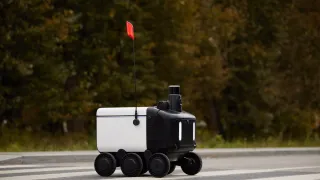 Яндекс запускает роботов-курьеров ещё в пяти городах