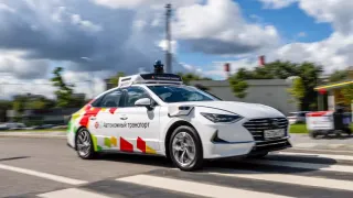Яндекс выведет 200 беспилотных легковых авто на дороги России до конца года