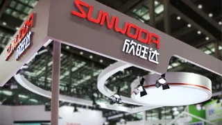 Китайская компания представила твердотельные аккумуляторы для электромобилей с запасом хода 1000 км