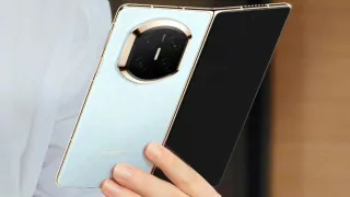 Новый флагманский смартфон Huawei Mate X7 доступен для предзаказа в Китае