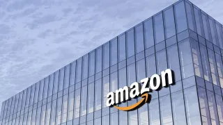 Amazon увольняет 14 000 офисных сотрудников, ссылаясь на эпоху ИИ