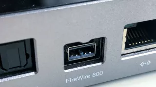 Конец эпохи: Apple окончательно хоронит технологию FireWire в новой macOS