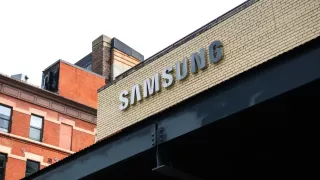 Samsung готовится к выпуску собственных умных очков