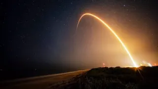 Ракета Falcon 9 вывела на орбиту очередную партию из 29 спутников Starlink
