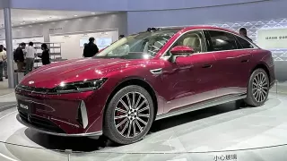 Chery бросает вызов BYD: флагманский гибрид Fulwin A9L выходит на рынок