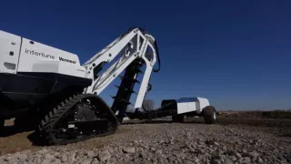 Космический стартап представил полномасштабный прототип экскаватора для добычи гелия-3 с Луны