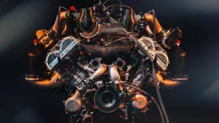 Cамый мощный дорожный двигатель V12 в мире Zenvo Mjølner готов к бою