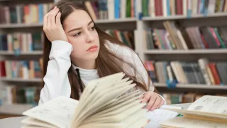 Учёные обнаружили, как недосып отключает мозг