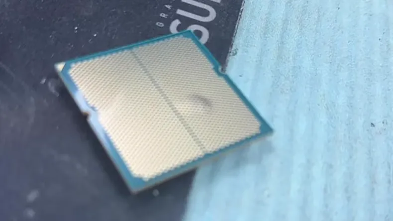 У пользователя «вздулся» процессор Ryzen 9 7950X3D