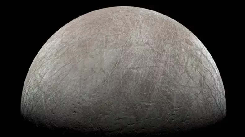NASA меняет курс: от Европы к Энцеладу в поисках внеземной жизни