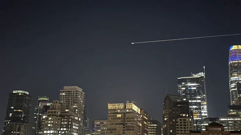 Экстренное возвращение с МКС наблюдали жители Сан-Франциско