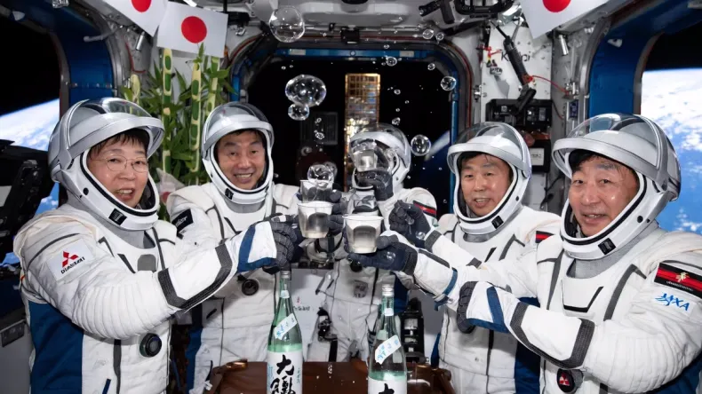 Саке из космоса продали за 689 тысяч долларов