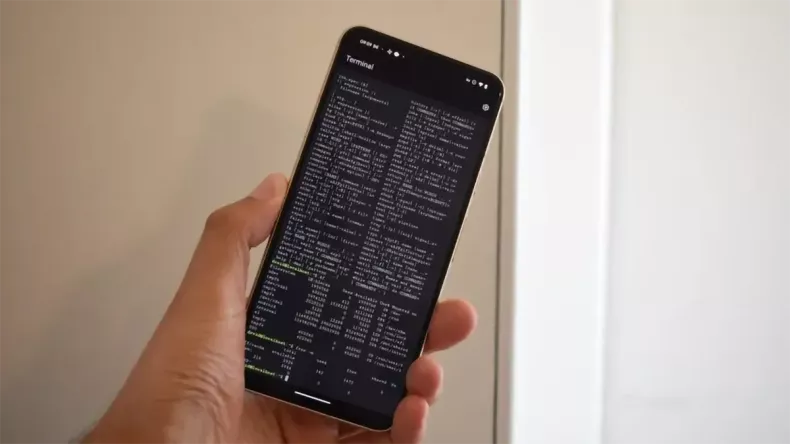 Google добавила терминал Linux в Android