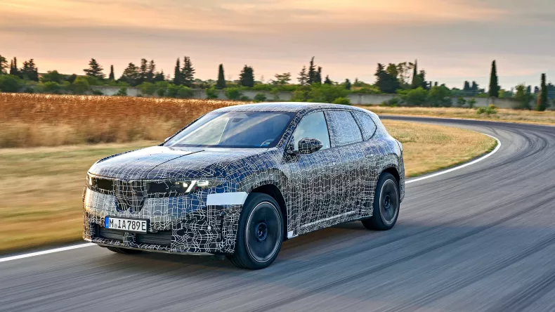 BMW iX3: электромобиль, который действительно понимает водителя