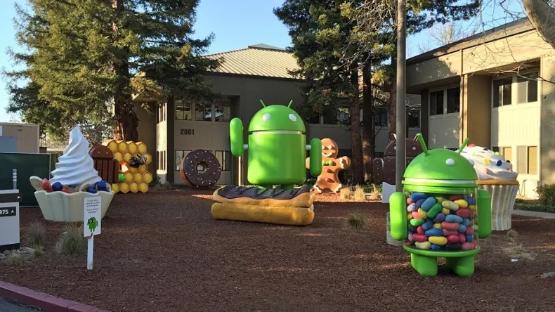 Google отключает поддержку сервисов на старых версиях Android