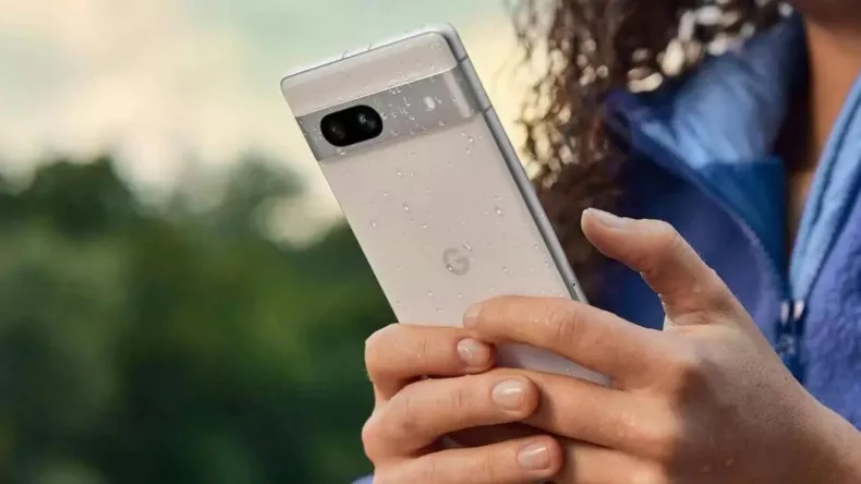 Новинки от Google: Pixel 7a, Fold и планшет представлены официально