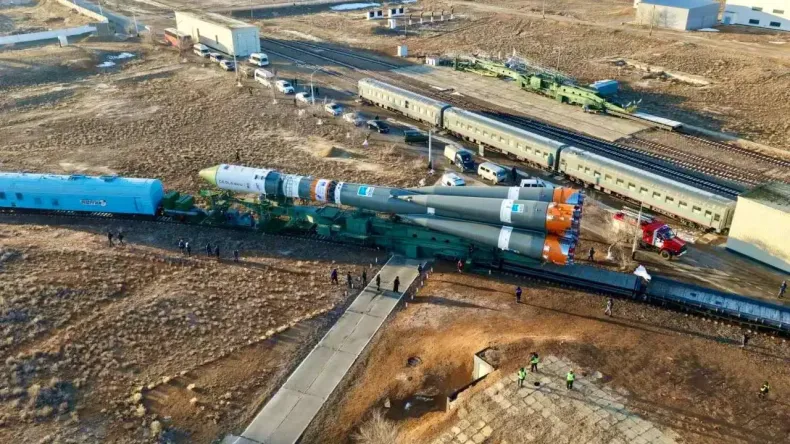 Как игрушечная: ракету «Союз» на Байконуре показали с дрона