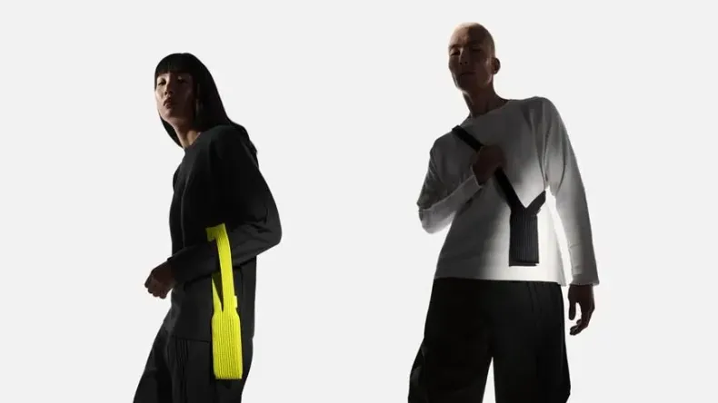 Apple и Issey Miyake представили сумку для iPhone за 230$ — её раскупили за час
