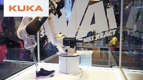 Как одноногий робот рекламирует спортивную обувь