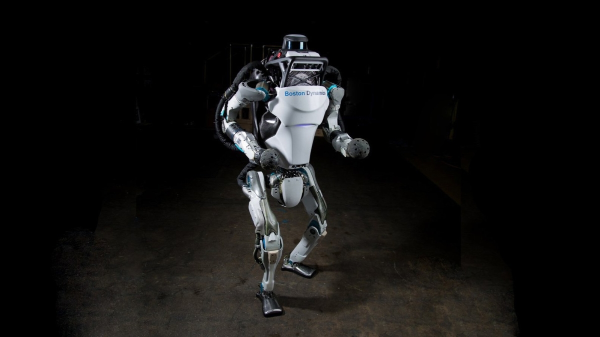 Американский робот Atlas освоил паркур