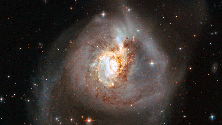 Когда галактики сталкиваются: Hubble демонстрирует 6 великолепных слияний галактик
