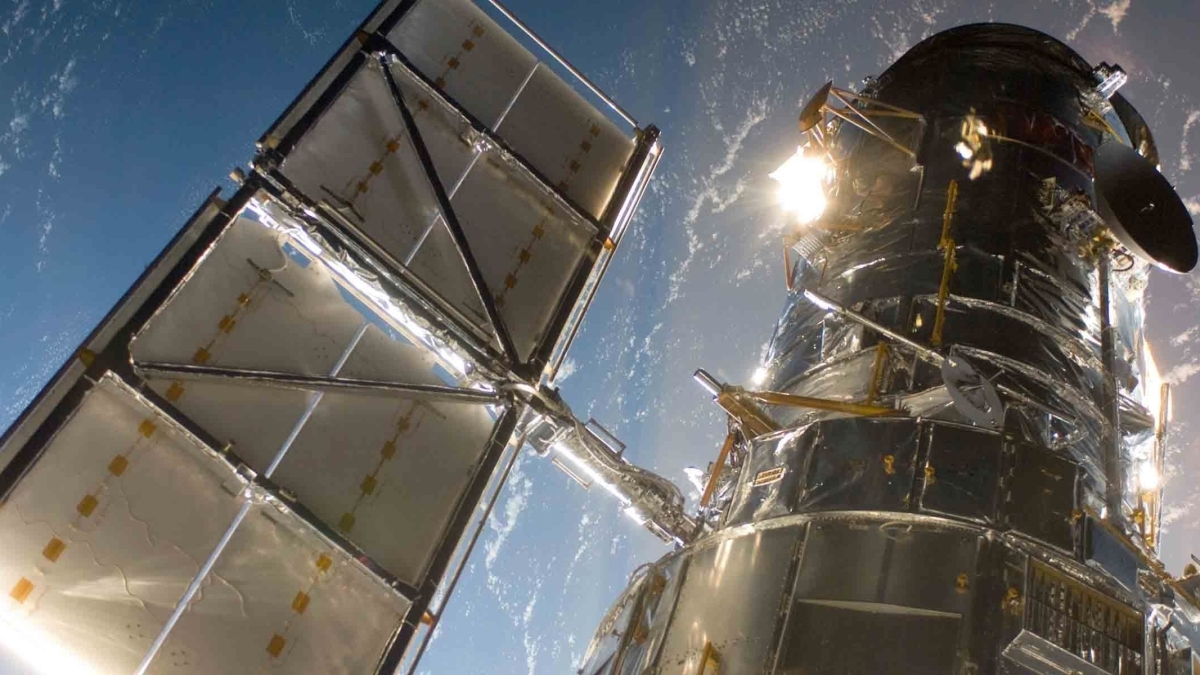 Из-за ошибки программного обеспечения космический телескоп Hubble перешел в безопасный режим