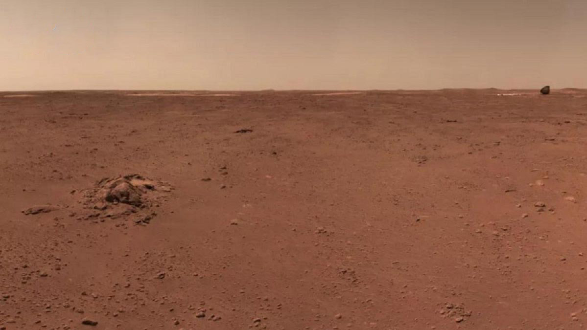 Новые снимки Марса полученные с китайским аппаратом Zhurong Rover