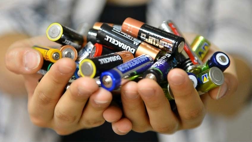 Наука простыми словами — что такое батареи и как они работают?