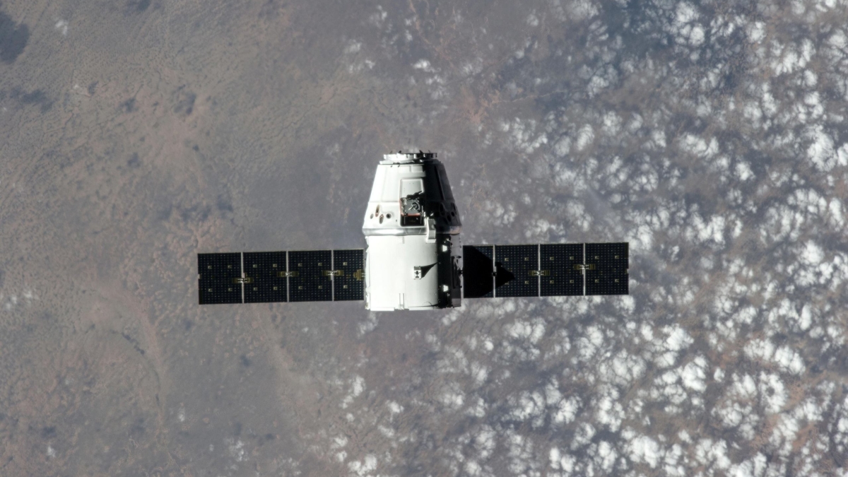 Новая веха космического туризма — SpaceX Inspiration4 отправит на орбиту 4 человек