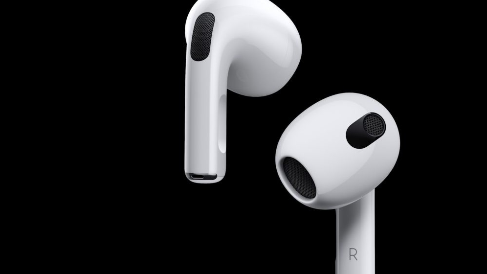 Apple представила AirPods 3 — новый дизайн и новое звучание