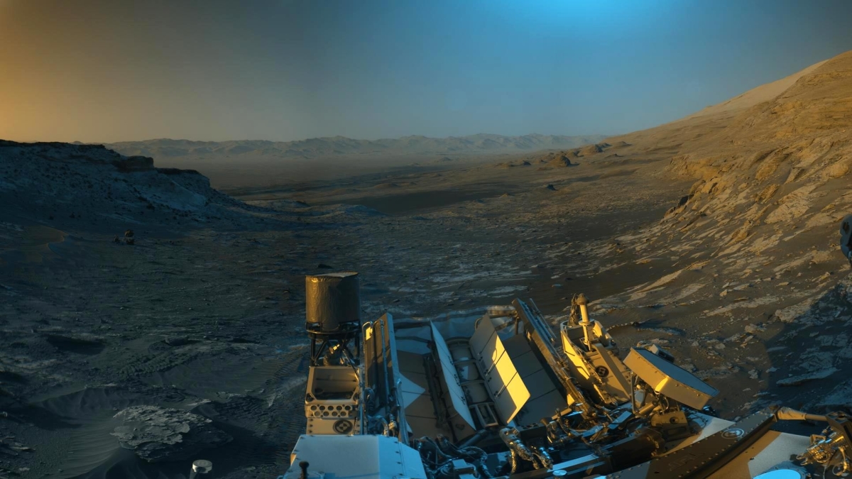 Марсоход NASA Curiosity отправил красивую открытку с изображением Марса