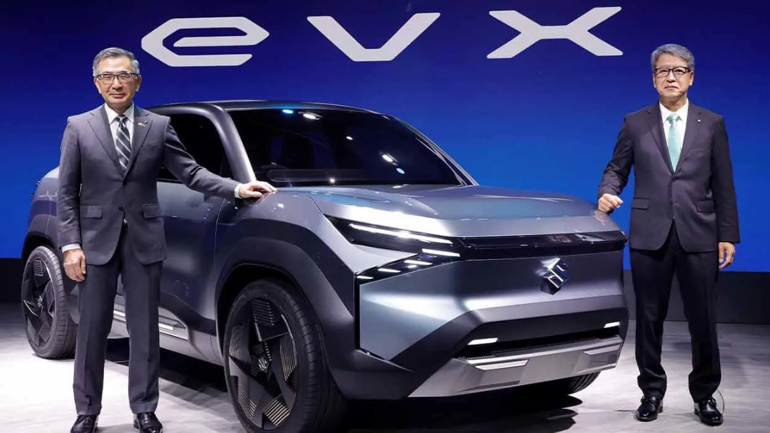 Suzuki представила свой первый электромобиль — кроссовер eVX EV