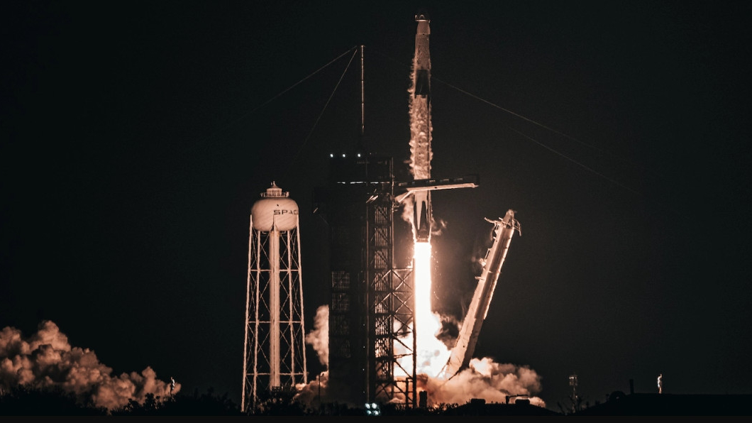 SpaceX успешно запустила миссию Crew-6 — астронавты уже прибыли на МКС