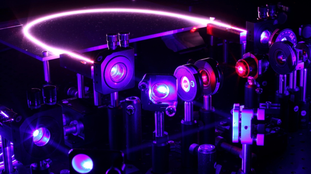 Разработан первый в мире фемтосекундный волоконный лазер видимой длины волны