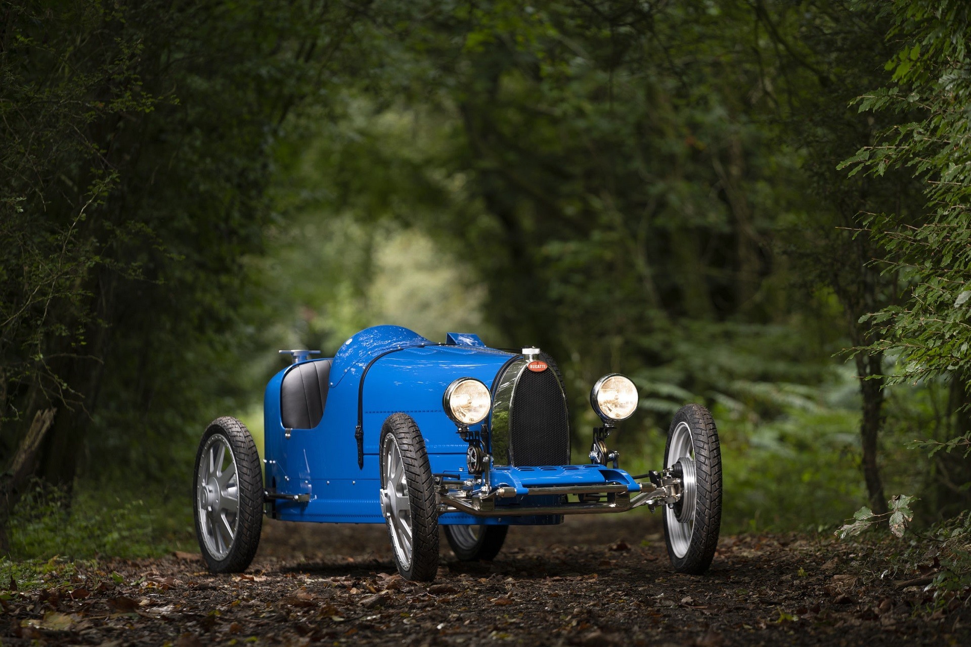 Bugatti сделала детскую машинку за 30 тысяч евро 1 Bugatti сделала детскую машинку за 30 тысяч евро