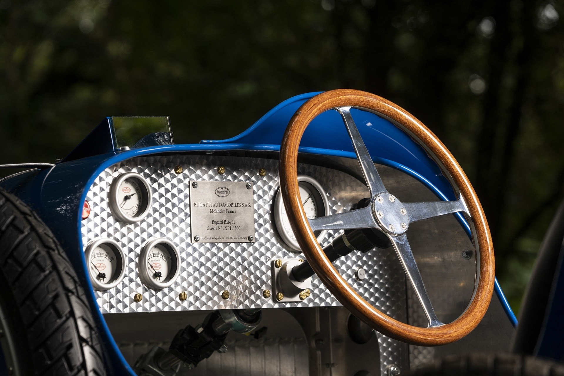 Bugatti сделала детскую машинку за 30 тысяч евро 3 Bugatti сделала детскую машинку за 30 тысяч евро