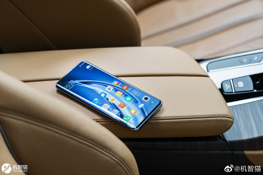 Xiaomi официально представила свои юбилейные флагманы Mi 10 и Mi 10 Pro 1 Xiaomi официально представила свои юбилейные флагманы Mi 10 и Mi 10 Pro