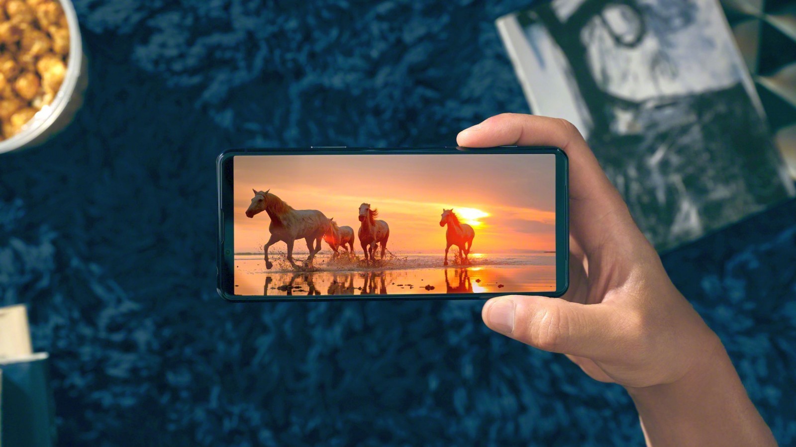 Sony представила компактный камерофон Xperia 5 II 1 Sony представила компактный камерофон Xperia 5 II