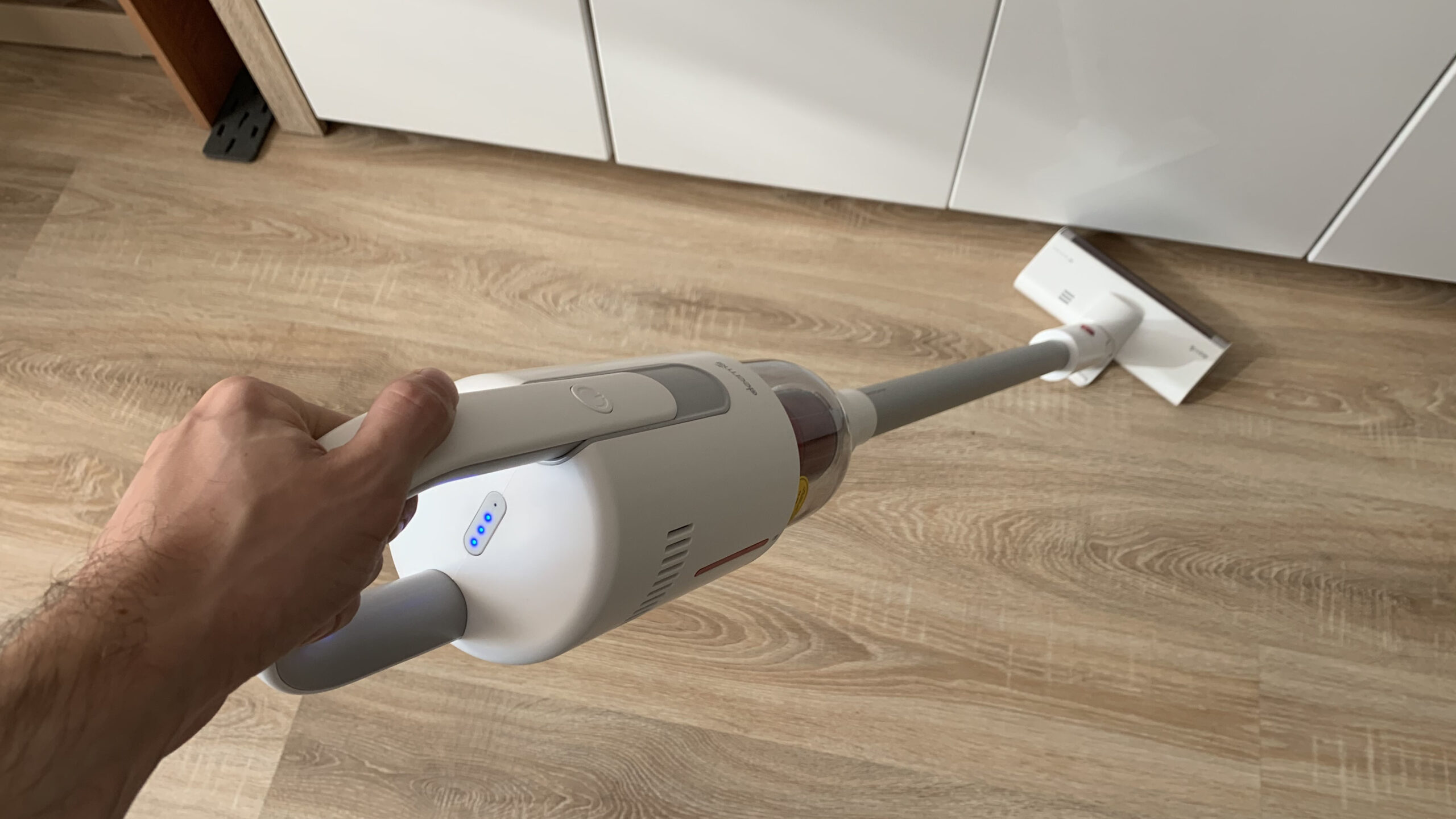 Беспроводной пылесос Deerma VС20 PLUS — бюджетный король современной уборки 6 Беспроводной пылесос Deerma VС20 PLUS — бюджетный король современной уборки