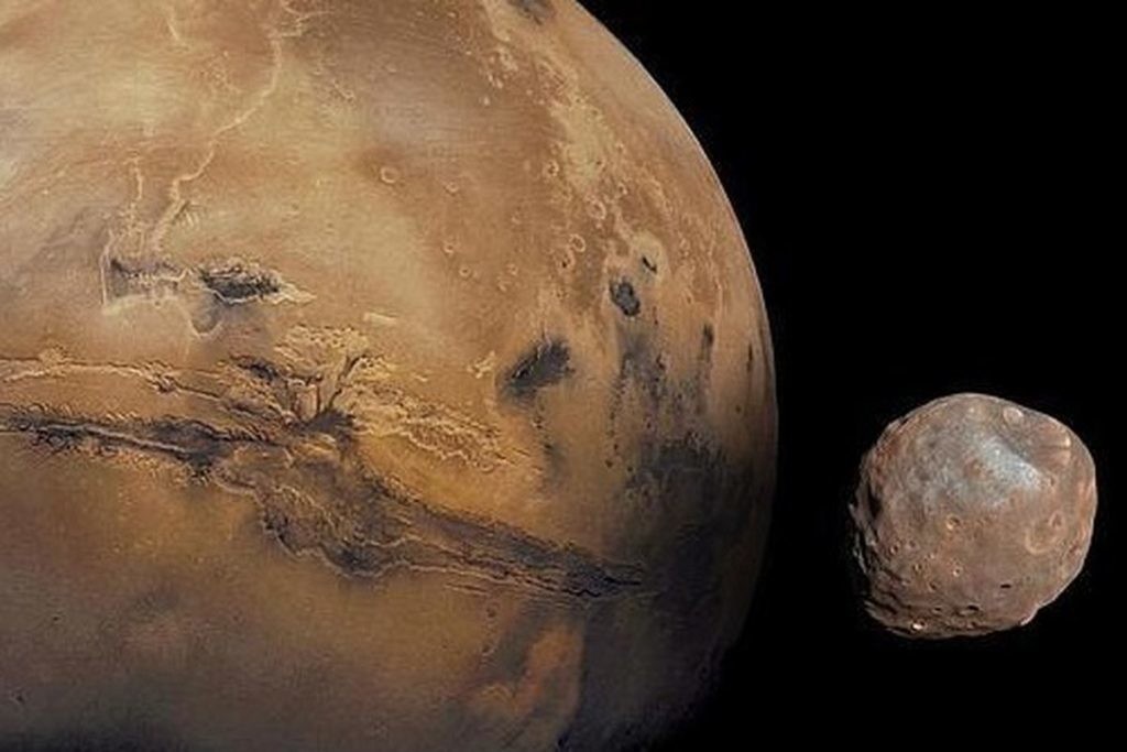 С помощью лабораторных экспериментов удалось узнать историю Фобоса