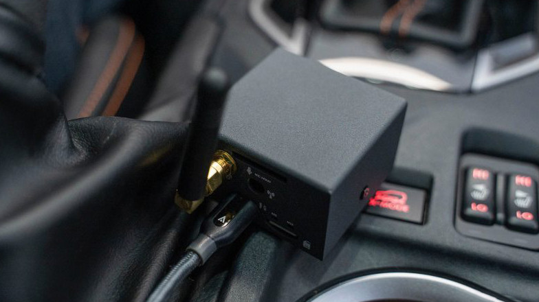 AAWireless призван дать вашему автомобилю беспроводную систему Android Auto