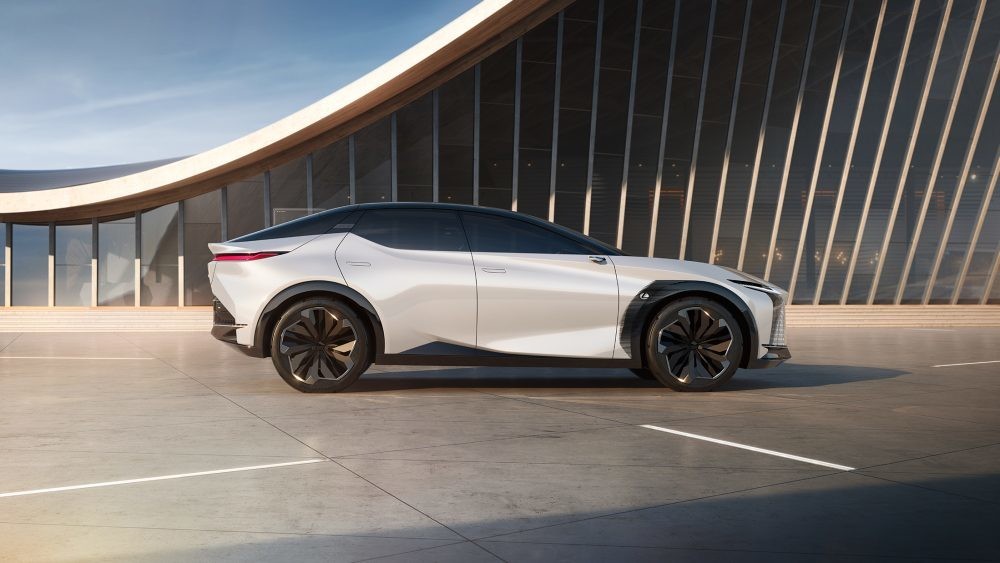 Lexus представила концепт электрического внедорожника 1 Lexus представила концепт электрического внедорожника