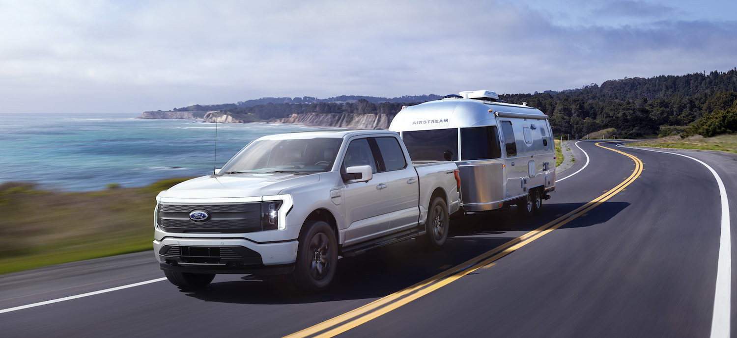 Ford F-150 Lightning будет первым в целой линейке электропикапов 2 Ford F-150 Lightning будет первым в целой линейке электропикапов